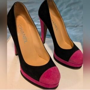 Chanel Two-Tone Black and Pink Suede Heels W/ Quilted Design Platform Size 37.